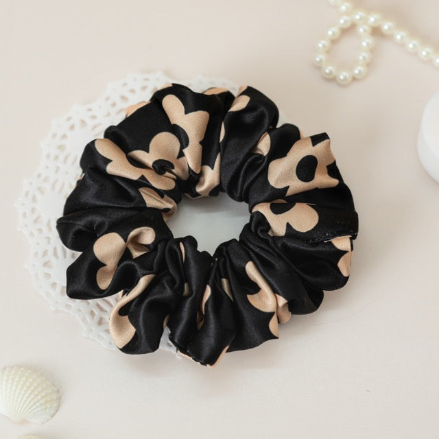 Go Retro Dura-Flex Scrunchie