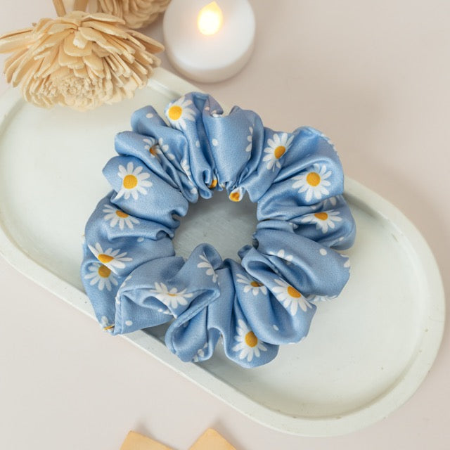 Oopsy Daisy Dura-Flex Scrunchie