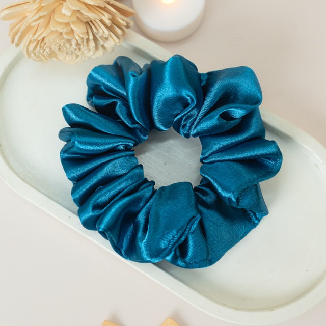 Sapphire Dura-Flex Scrunchie