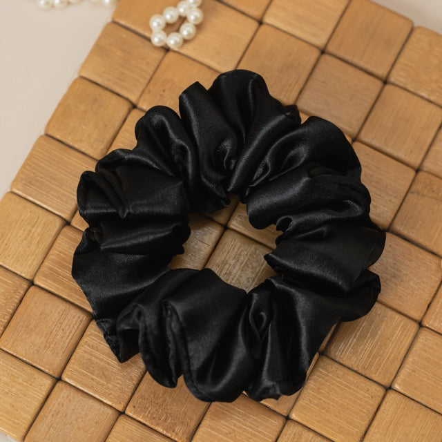 Obsidian Black Dura-Flex Scrunchie