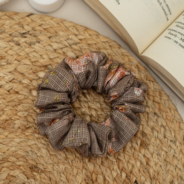 Este Dura-Flex Scrunchie